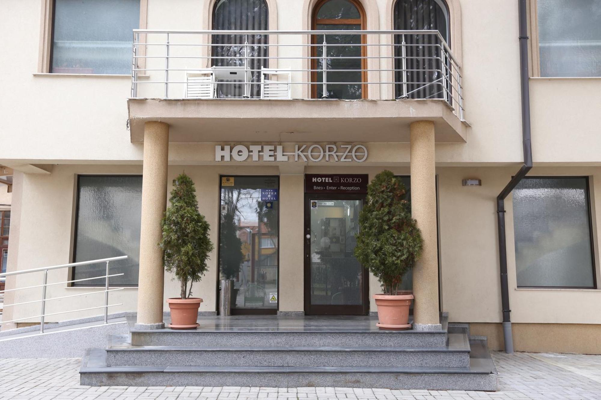 Hotel Korzo 比托拉 外观 照片